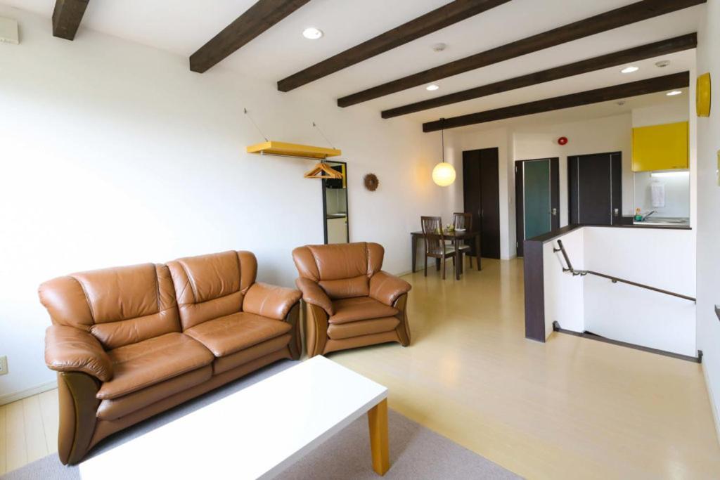 Tsuru Apartments NakaNakafurano Exteriör bild