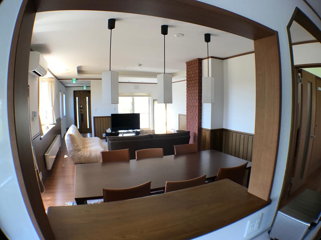 Tsuru Apartments NakaNakafurano Exteriör bild